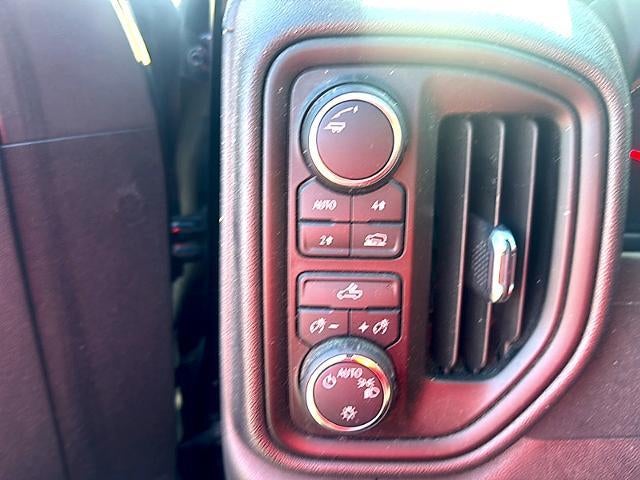 2022 Chevrolet Silverado 1500 Crew Cab Short Box 4-Wheel Drive Custom