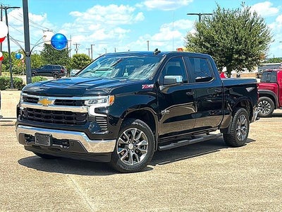 2023 Chevrolet Silverado 1500 Crew Cab Short Box 4-Wheel Drive LT 1LT