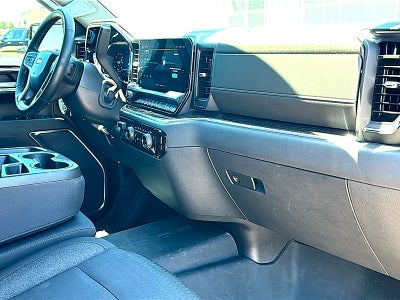 2023 Chevrolet Silverado 1500 4WD Crew Cab Short Bed LT with 2FL