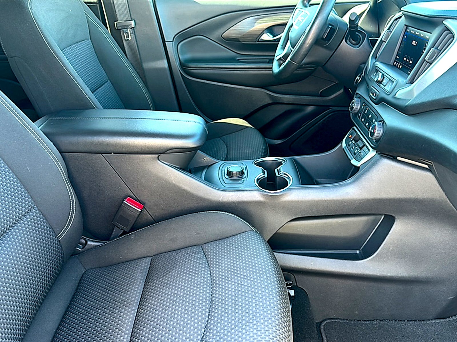 2024 GMC Terrain FWD SLE