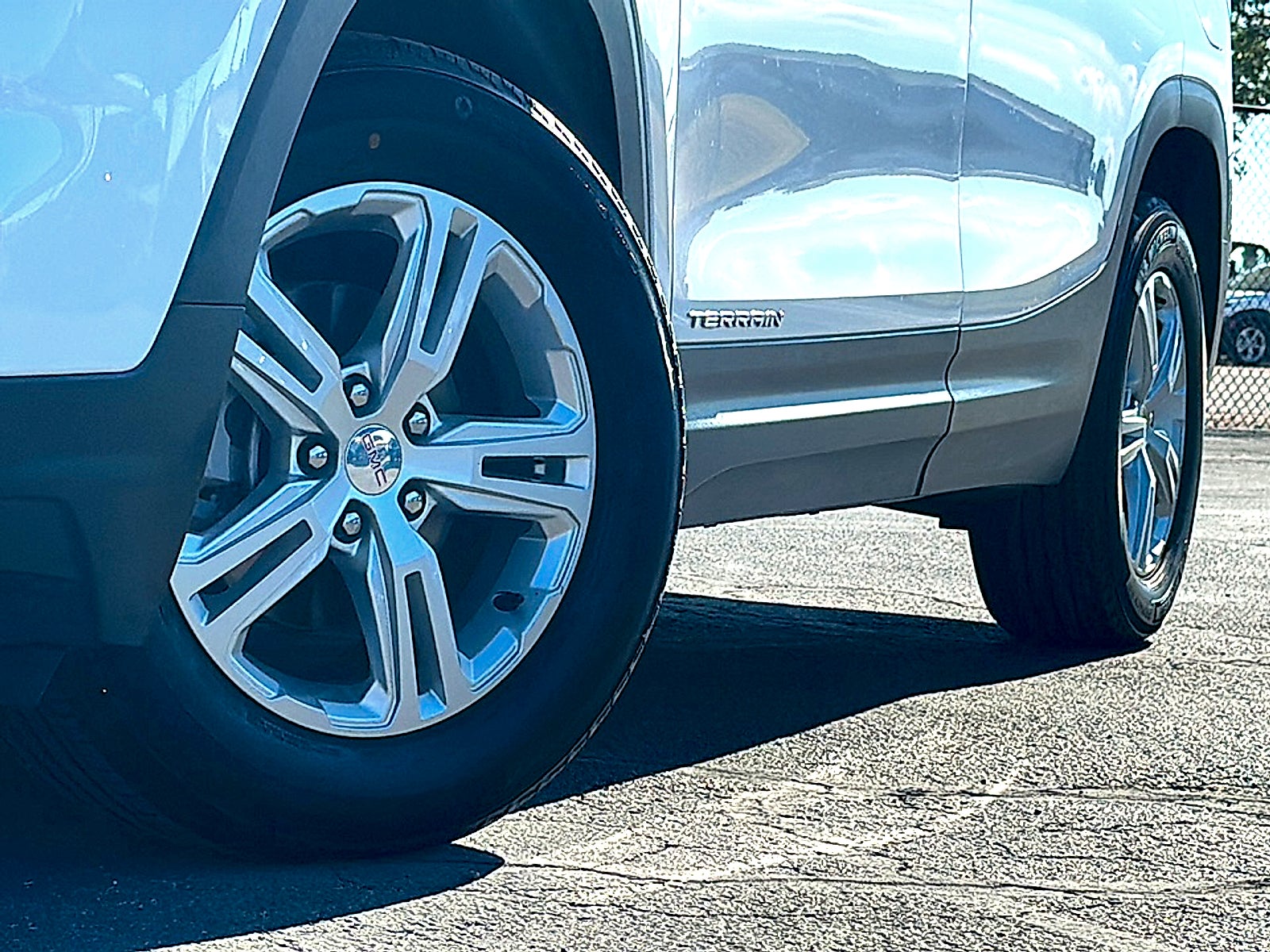 2024 GMC Terrain FWD SLE