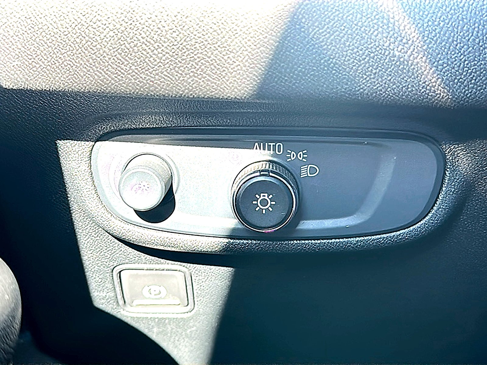 2024 GMC Terrain FWD SLE