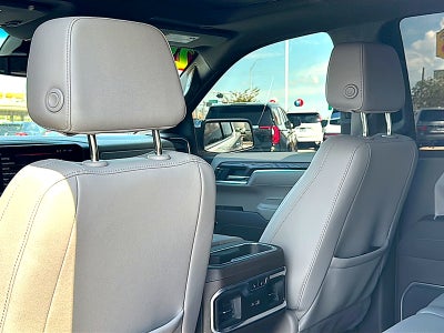 2025 GMC Sierra 1500 4WD Crew Cab Short Box SLT