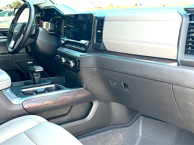 2025 GMC Sierra 1500 4WD Crew Cab Short Box SLT