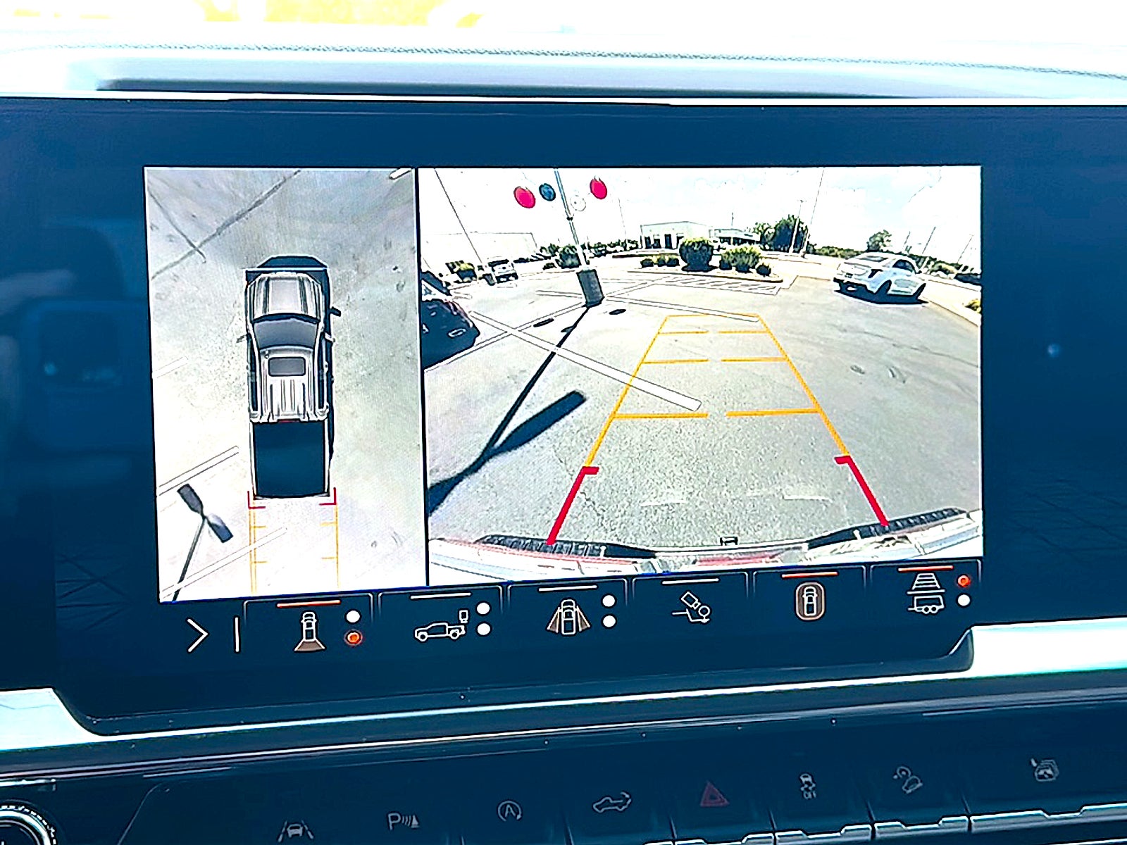 2025 GMC Sierra 1500 4WD Crew Cab Short Box SLT