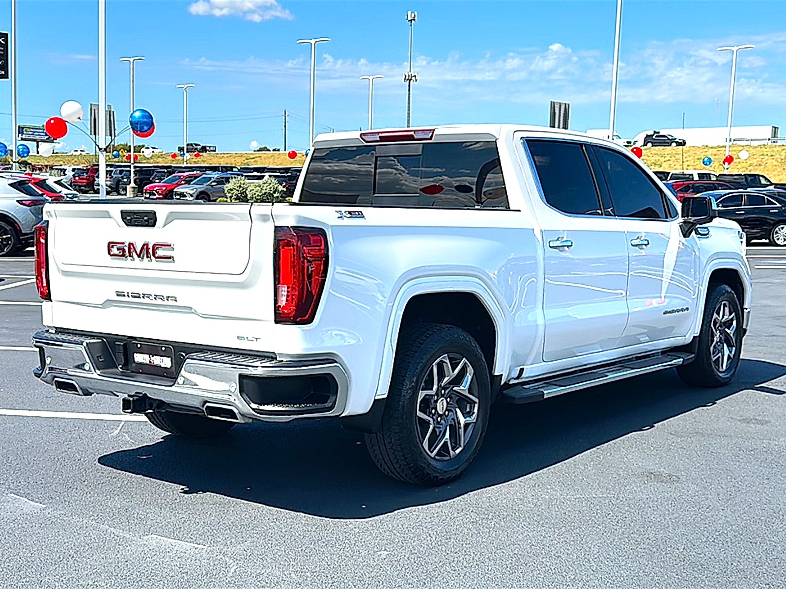 2025 GMC Sierra 1500 4WD Crew Cab Short Box SLT