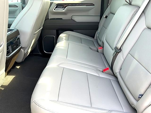 2026 GMC Sierra 1500 Crew Cab Short Box 4-Wheel Drive SLT