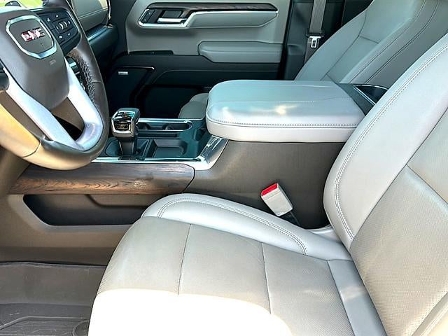 2023 GMC Sierra 1500 Crew Cab Short Box 4-Wheel Drive SLT