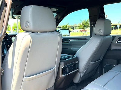 2023 GMC Sierra 1500 Crew Cab Short Box 4-Wheel Drive SLT