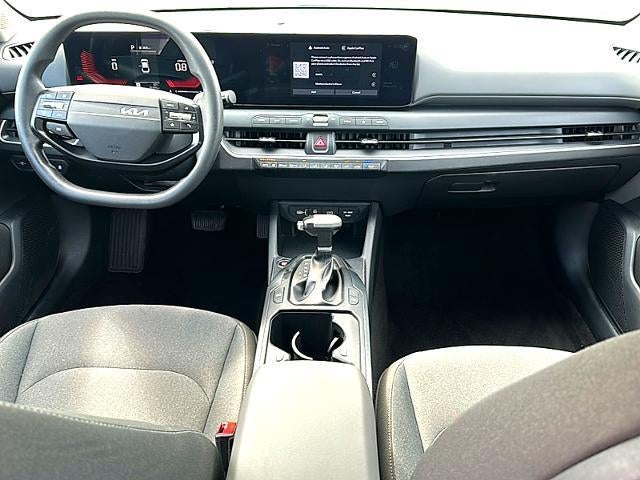 2025 Kia K4 LXS FWD