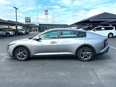 2025 Kia K4 LXS FWD