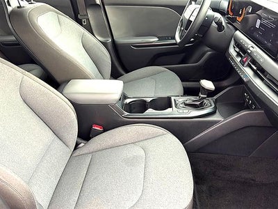 2025 Kia K4 LXS FWD