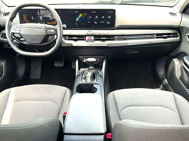 2025 Kia K4 LXS FWD