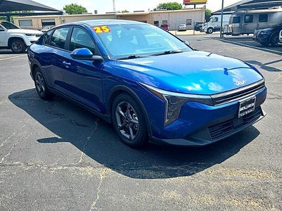 2025 Kia K4 LXS FWD