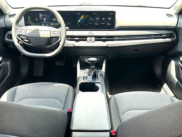 2025 Kia K4 LXS FWD