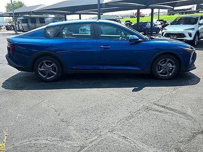 2025 Kia K4 LXS FWD