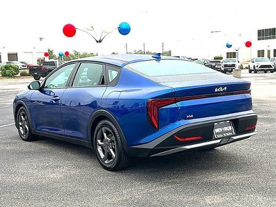 2025 Kia K4 LXS FWD