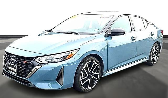 2025 Nissan Sentra SR CVT