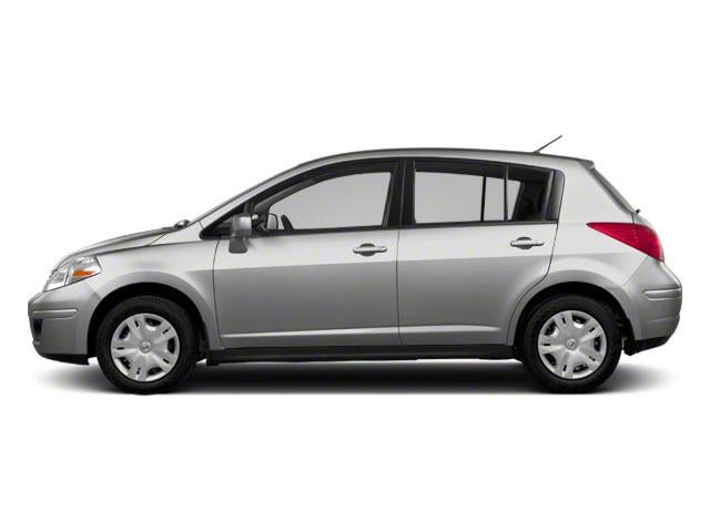 2011 Nissan Versa 5dr HB I4 Auto 1.8 S