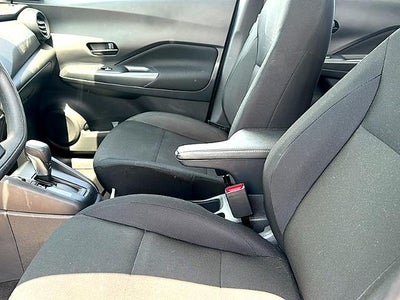 2025 Nissan Kicks Play S FWD