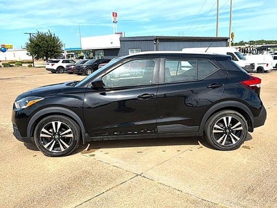 2020 Nissan Kicks SV FWD