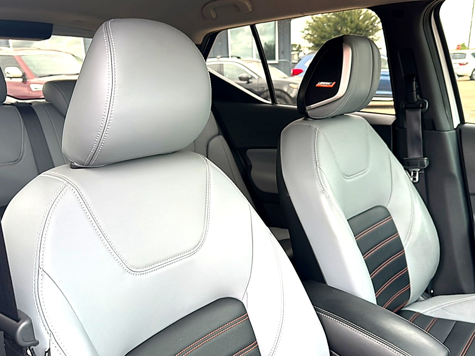 2023 Nissan Kicks SR Xtronic CVT