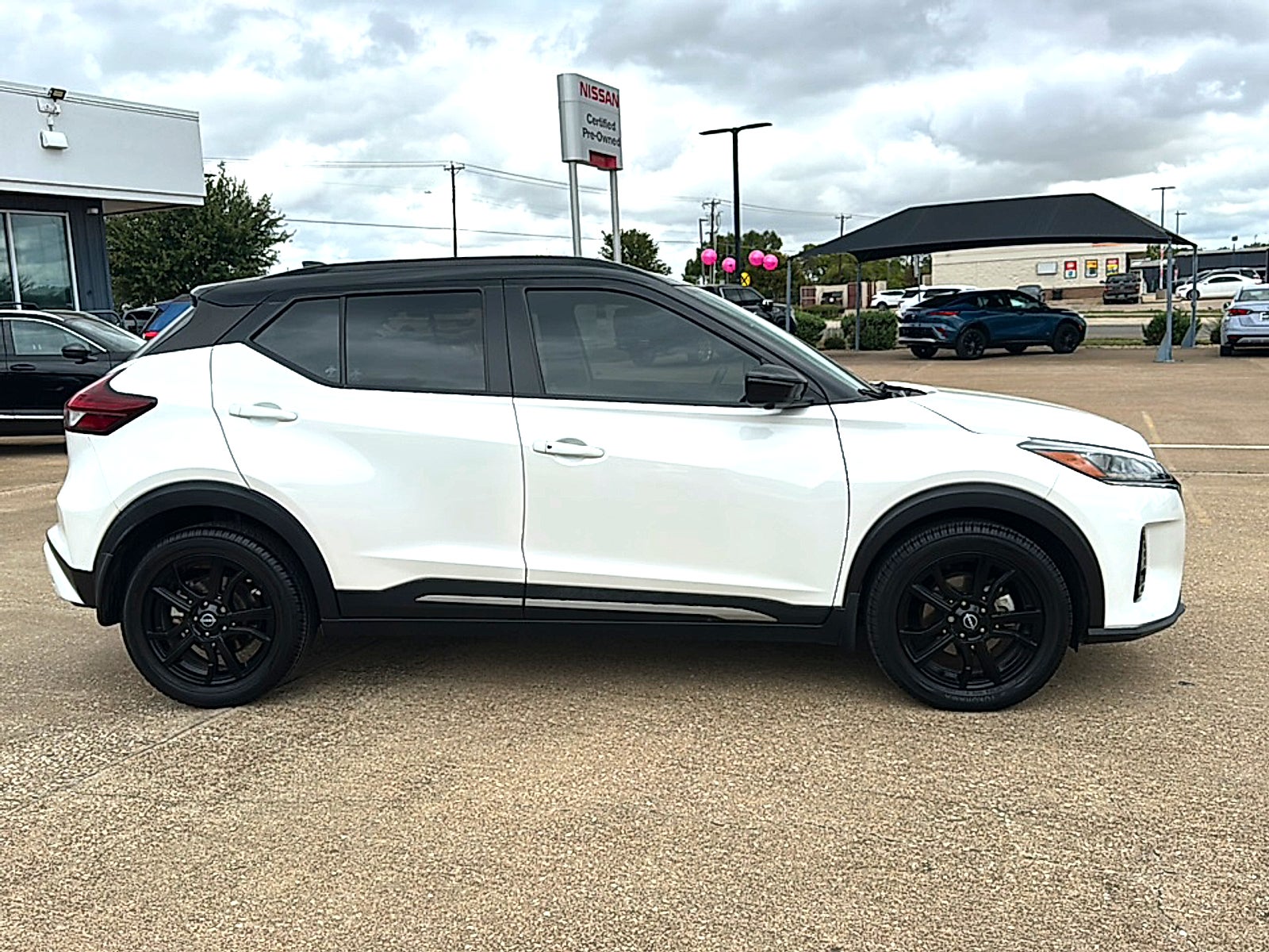 2023 Nissan Kicks SR Xtronic CVT