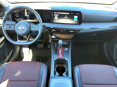 2025 Nissan Kicks SR FWD