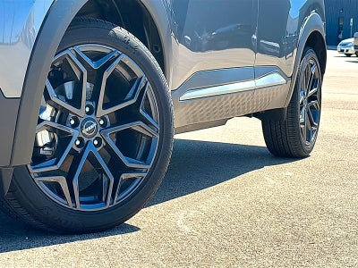 2025 Nissan Kicks SR FWD
