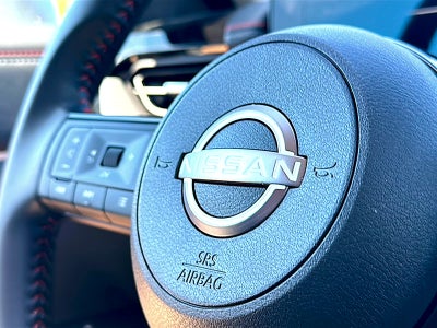 2025 Nissan Kicks SR FWD