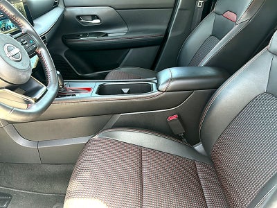 2025 Nissan Kicks SR FWD