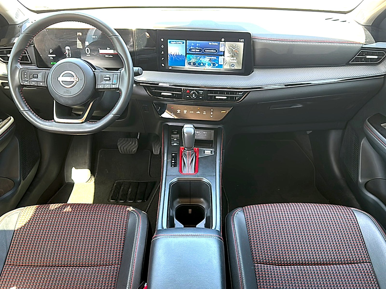 2025 Nissan Kicks SR FWD