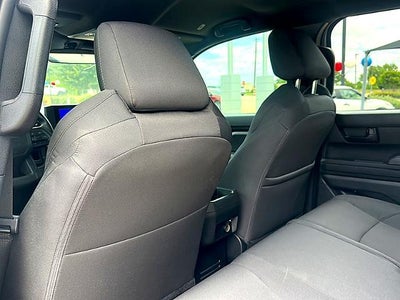 2025 Toyota Tacoma 2WD 2WD SR Double Cab 5' Bed AT (GS)