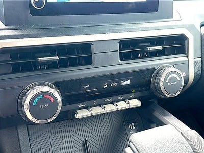 2025 Toyota Tacoma 2WD 2WD SR Double Cab 5' Bed AT (GS)