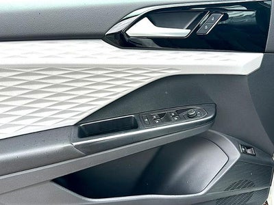 2023 Volkswagen Taos S FWD