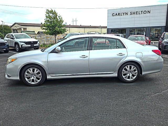 2011 Toyota Avalon 4dr Sdn (Natl)