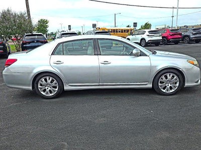 2011 Toyota Avalon 4dr Sdn (Natl)