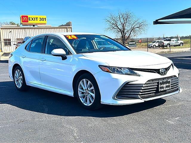2024 Toyota Camry LE Auto (SE)