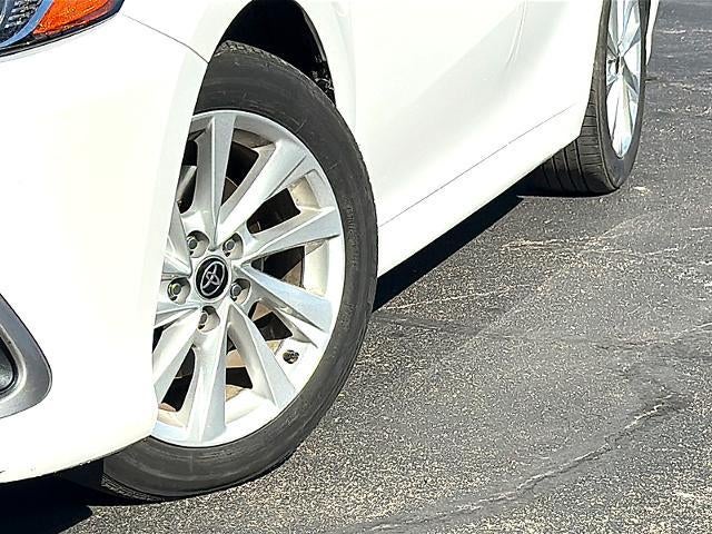 2024 Toyota Camry LE Auto (SE)