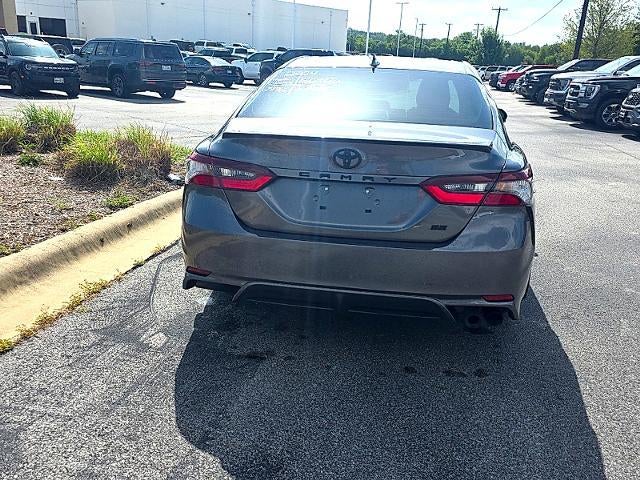 2024 Toyota Camry SE Auto (SE)
