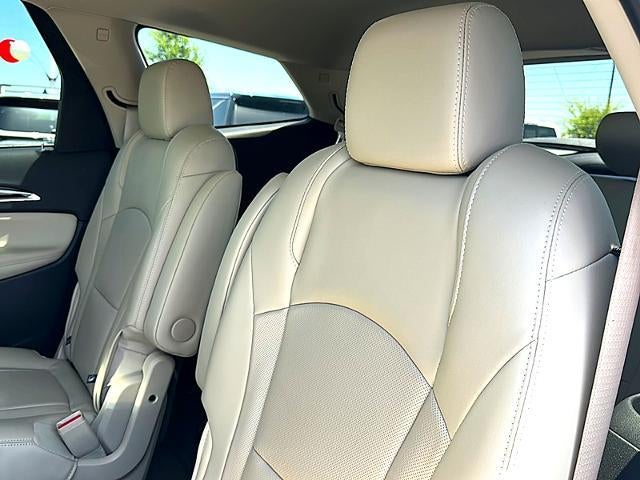 2019 Buick Enclave Essence FWD
