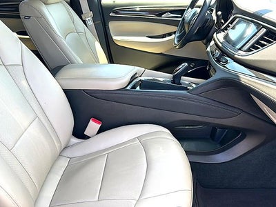 2019 Buick Enclave Essence FWD