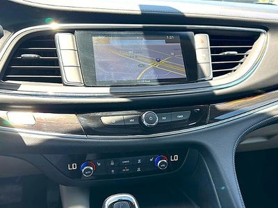 2019 Buick Enclave Essence FWD