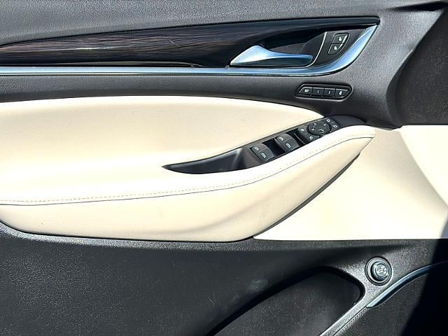 2022 Buick Enclave Premium FWD