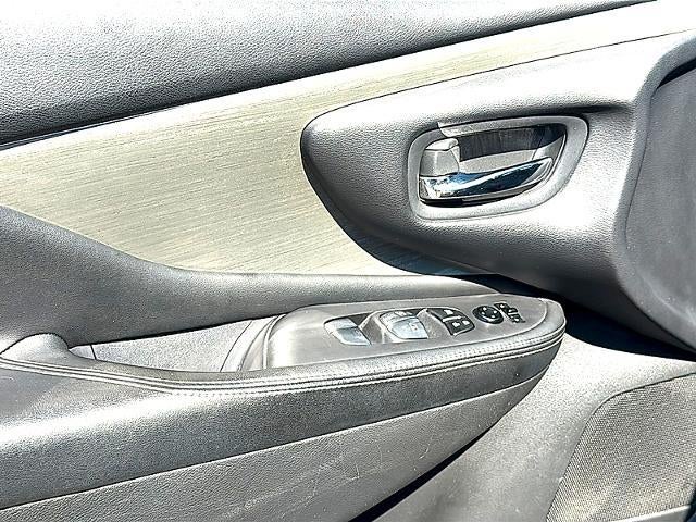 2015 Nissan Murano FWD 4dr SV