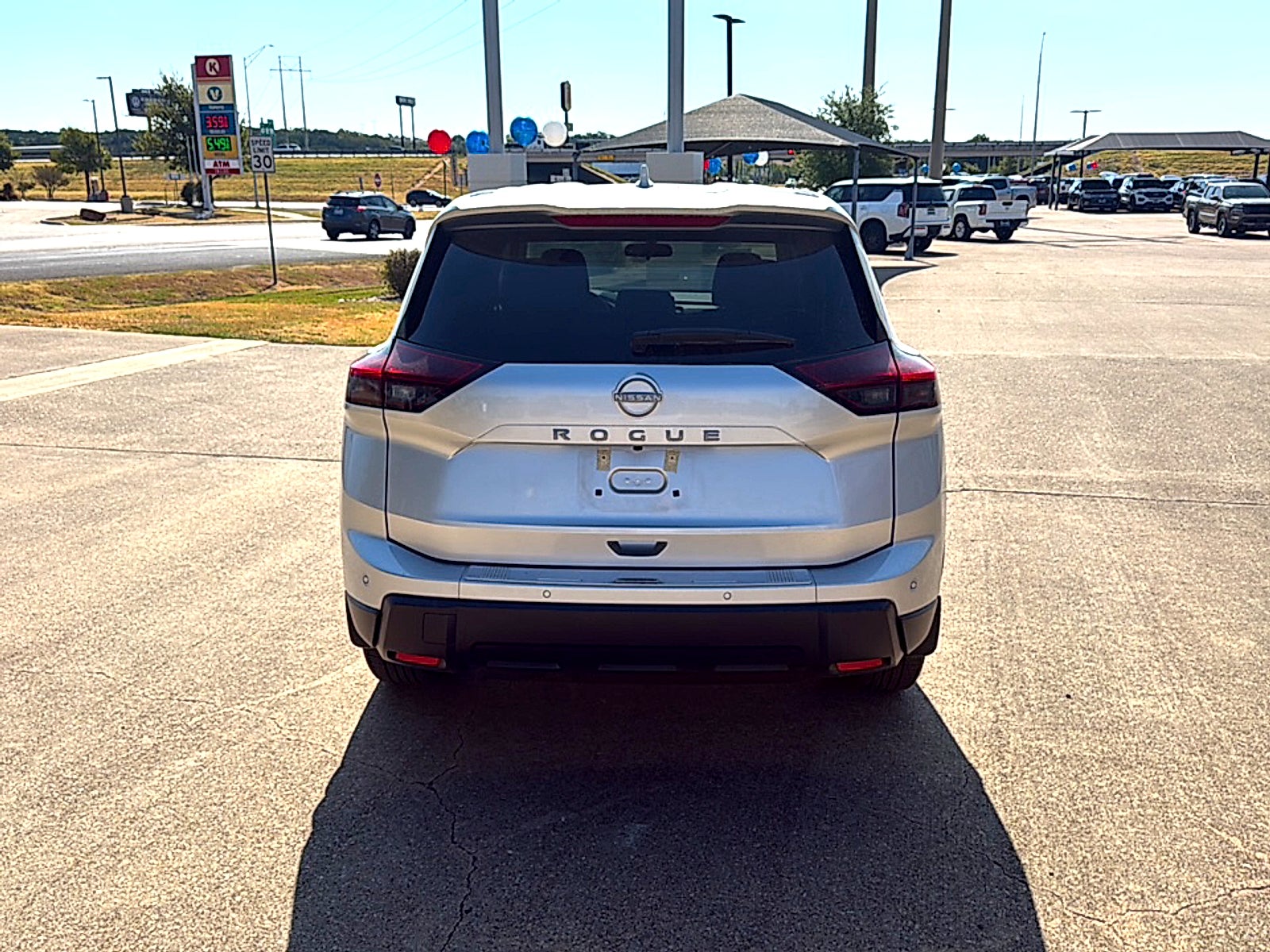 2025 Nissan Rogue SV FWD