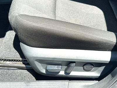 2025 Nissan Rogue FWD SV
