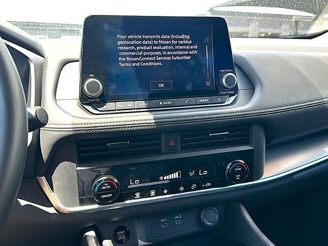 2025 Nissan Rogue FWD SV
