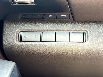 2025 Nissan Pathfinder SV 2WD