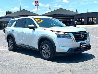 2024 Nissan Pathfinder SV 2WD